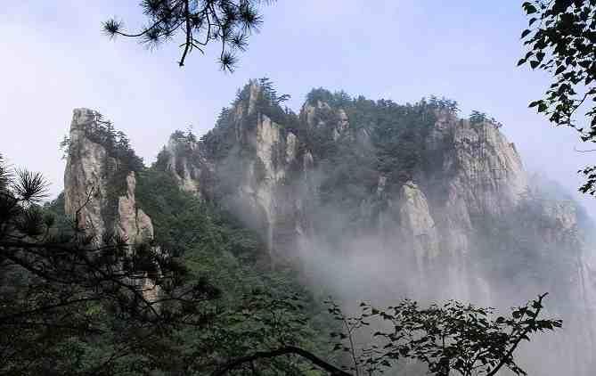 ◆陜西寶雞天臺山—雞峰山景區(國家3A級景區)